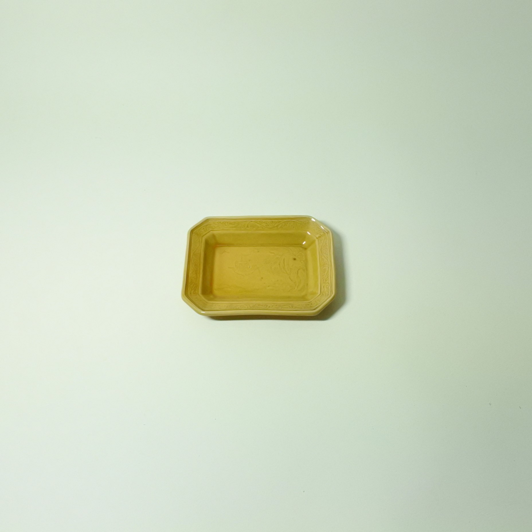 珉平角小皿