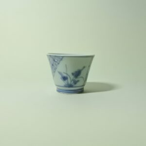古伊万里染付草花紋小猪口