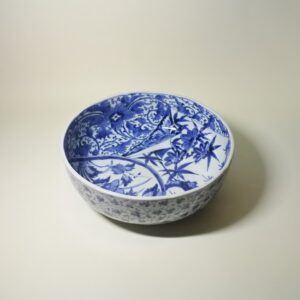 伊万里染付花唐草紋牡丹笹図大鉢