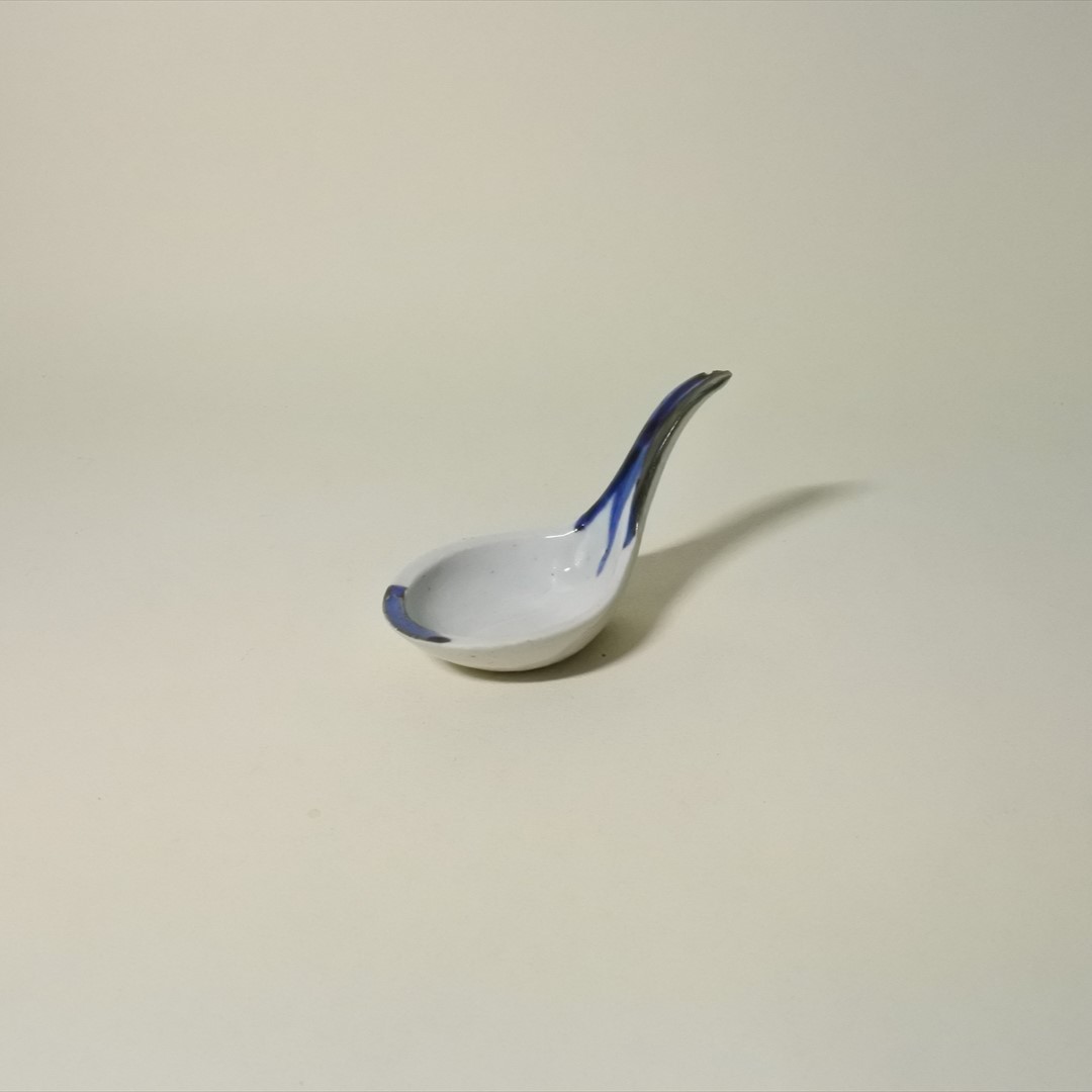 伊万里染付茄子絵散蓮華
