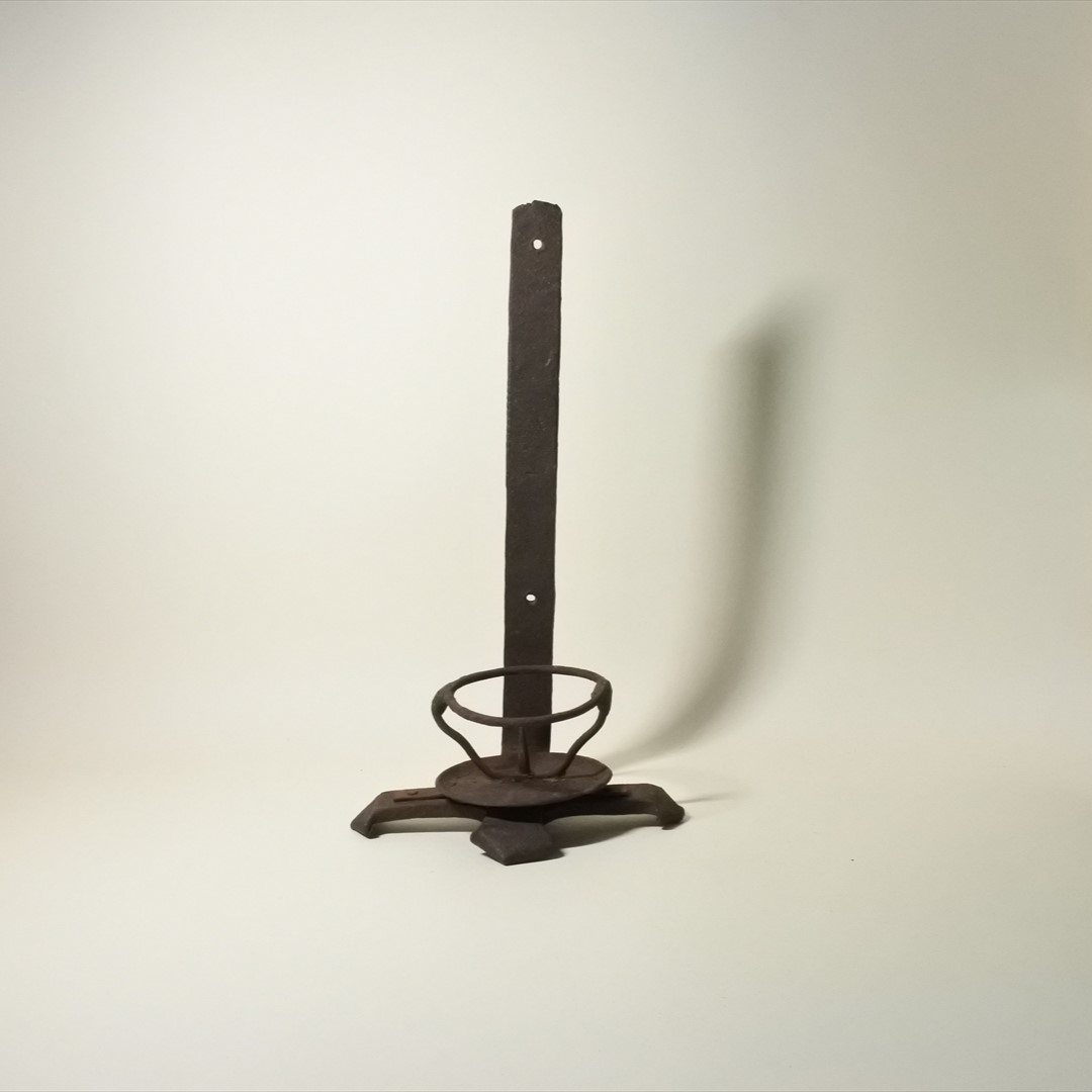 鉄製掛燭台