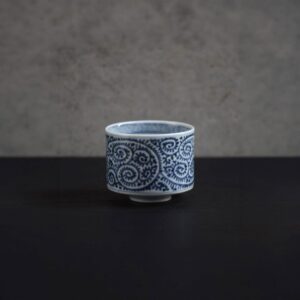 古伊万里染付蛸唐草ころ茶碗