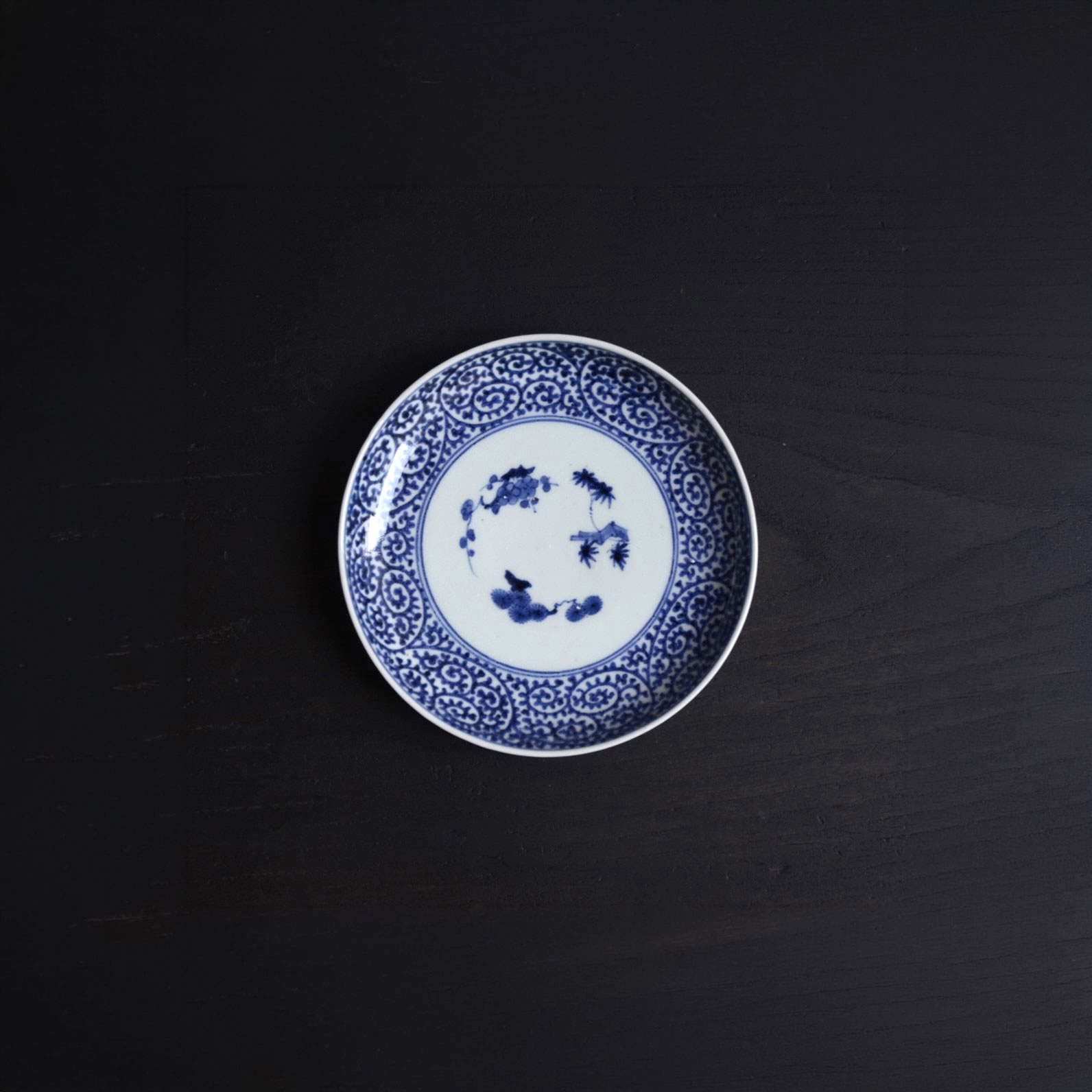 古伊万里染付蛸唐草中皿